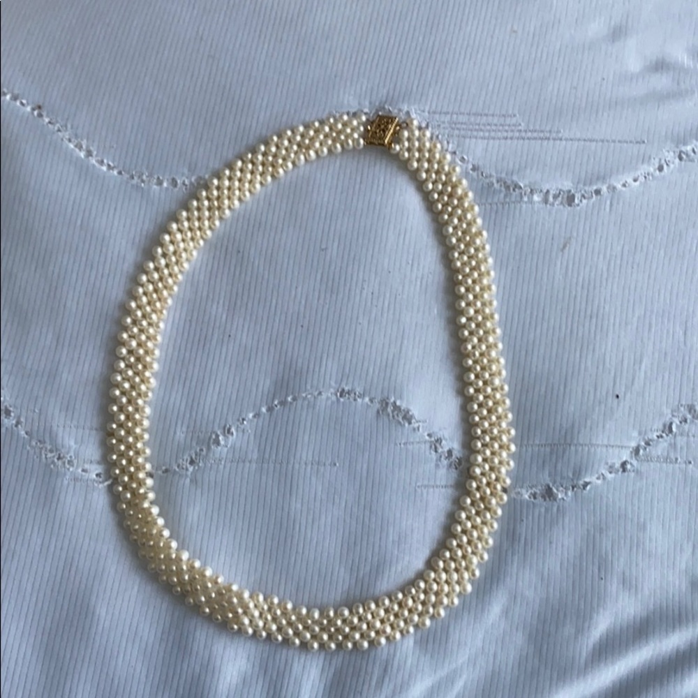 Pearl necklace